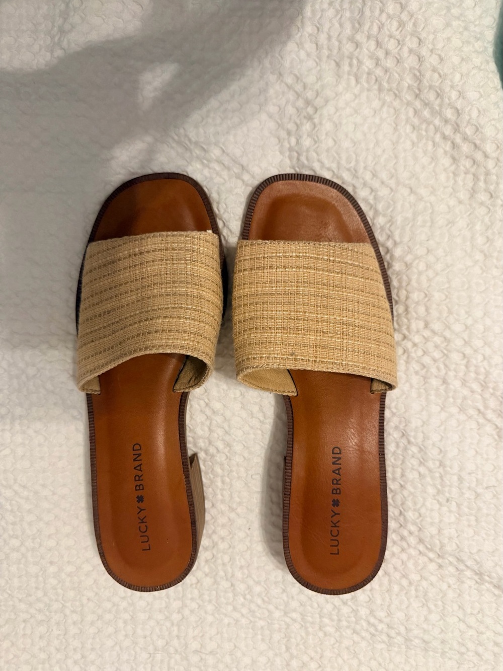 Lucky Brand Natural Raffia Slide Sandals with Brown Footbed